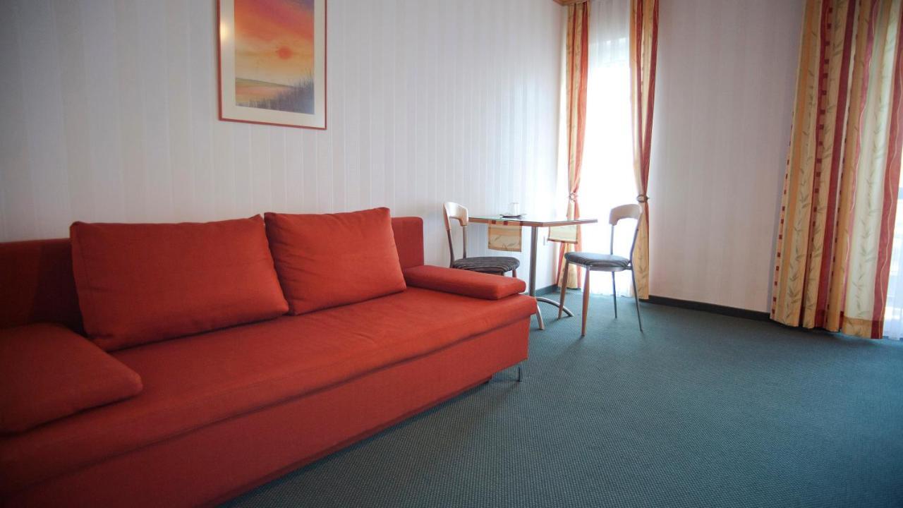 Bed and Breakfast Gastehaus Moser Подерсдорф-ам-Зе Экстерьер фото