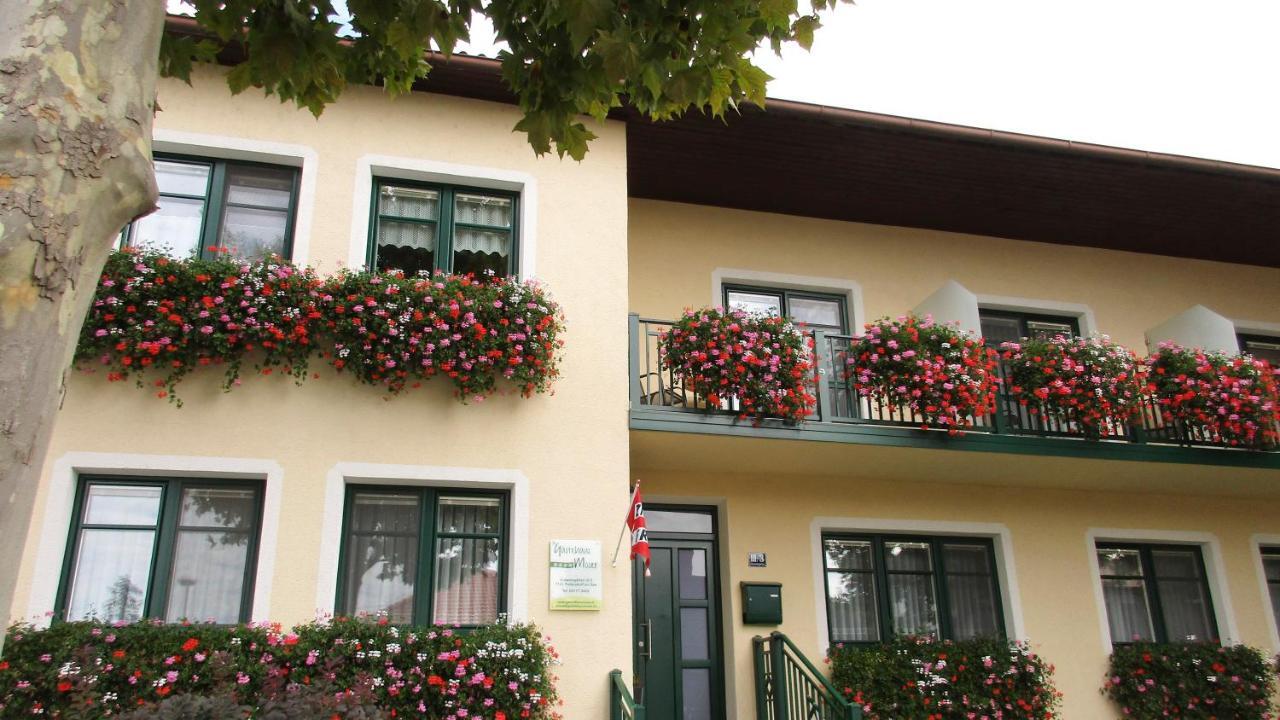 Bed and Breakfast Gastehaus Moser Подерсдорф-ам-Зе Экстерьер фото